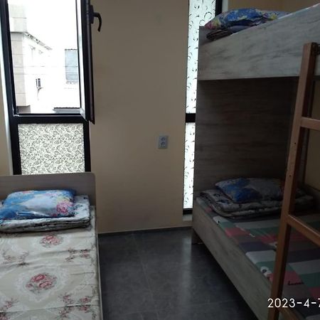 Tastaq Hostel アルマトイ エクステリア 写真